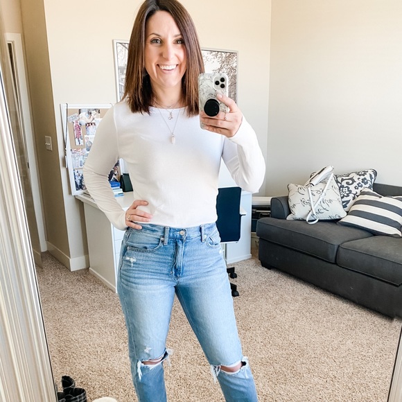 Meet your Posher, Lacey - Picture 1 of 1